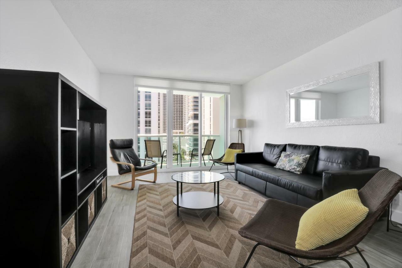 The Tides 2 Bedrooms 9Th Floor We Are On The Beach! 할리우드 외부 사진
